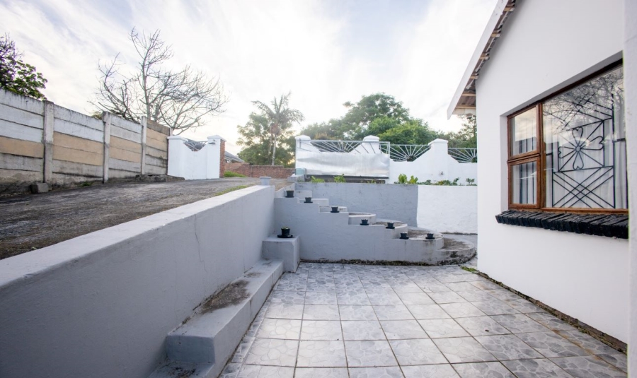 2 Bedroom Property for Sale in Haven Hills Eastern Cape